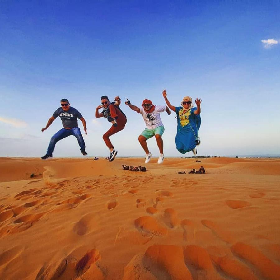 Desert Lover'S Luxury Camp เมอร์ซูกา ภายนอก รูปภาพ