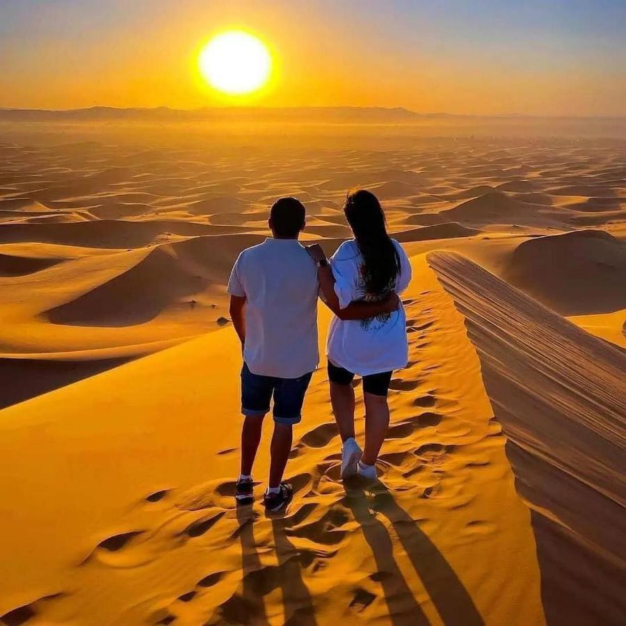 Desert Lover'S Luxury Camp เมอร์ซูกา ภายนอก รูปภาพ