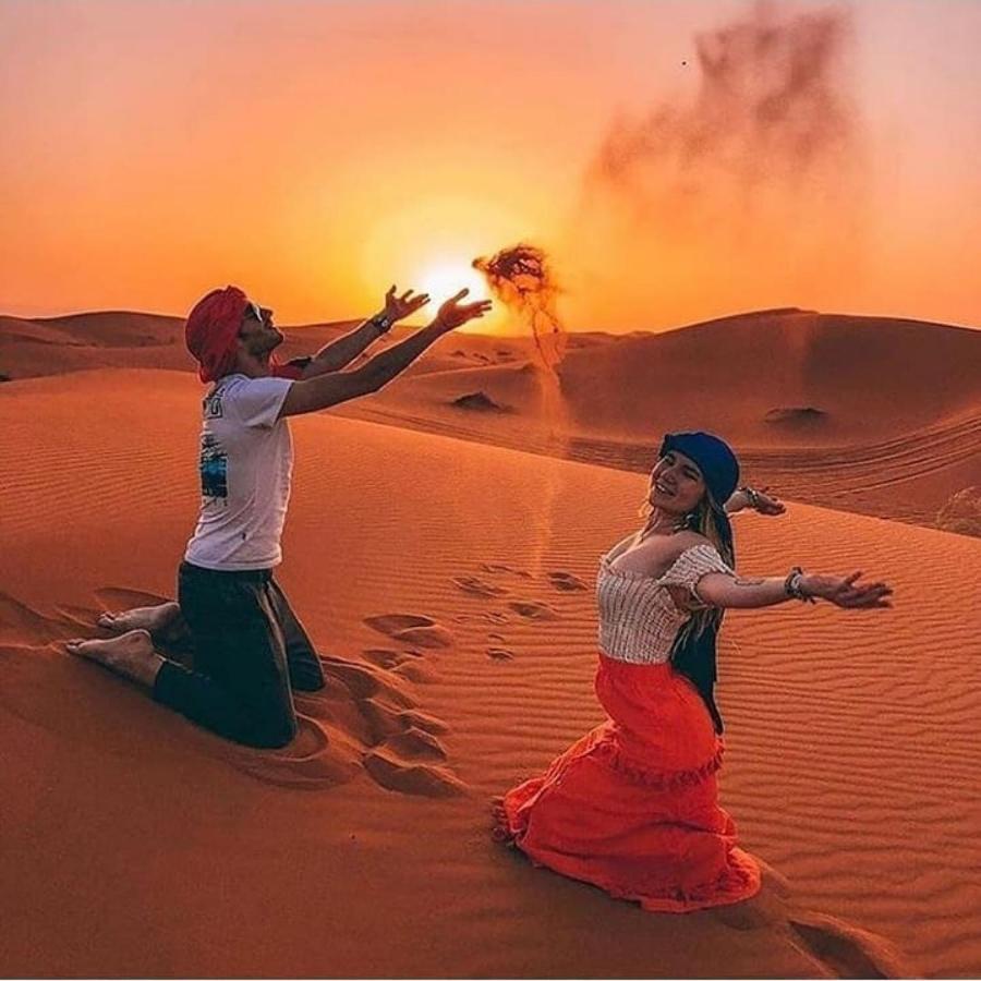 Desert Lover'S Luxury Camp เมอร์ซูกา ภายนอก รูปภาพ