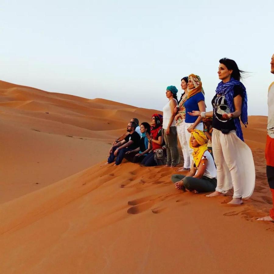 Desert Lover'S Luxury Camp เมอร์ซูกา ภายนอก รูปภาพ